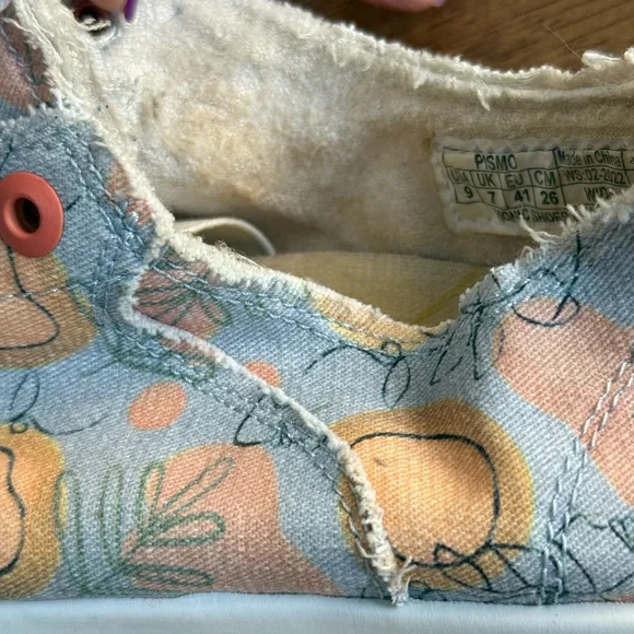 Vionic Beach Pismo Slip-on Sneakers in Pastel Blue and Peach- size 9. EUC - Picture 10 of 12